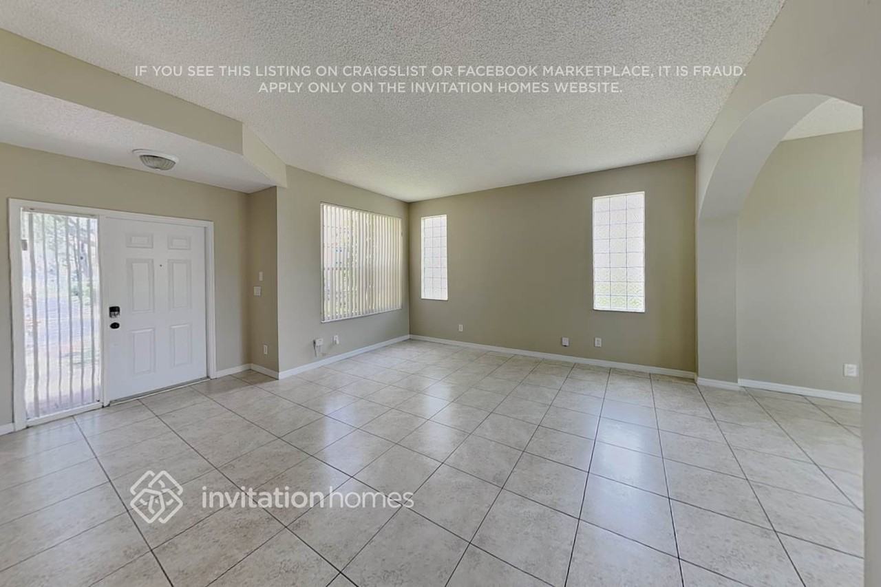 16203 Opal Creek Dr - Photo 5 of 23