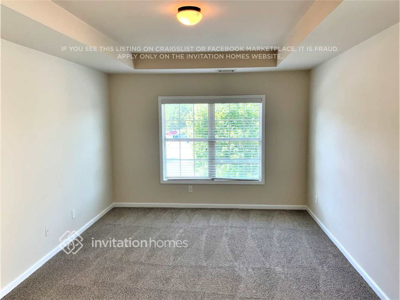 7330 Gossamer St - Photo 7 of 13