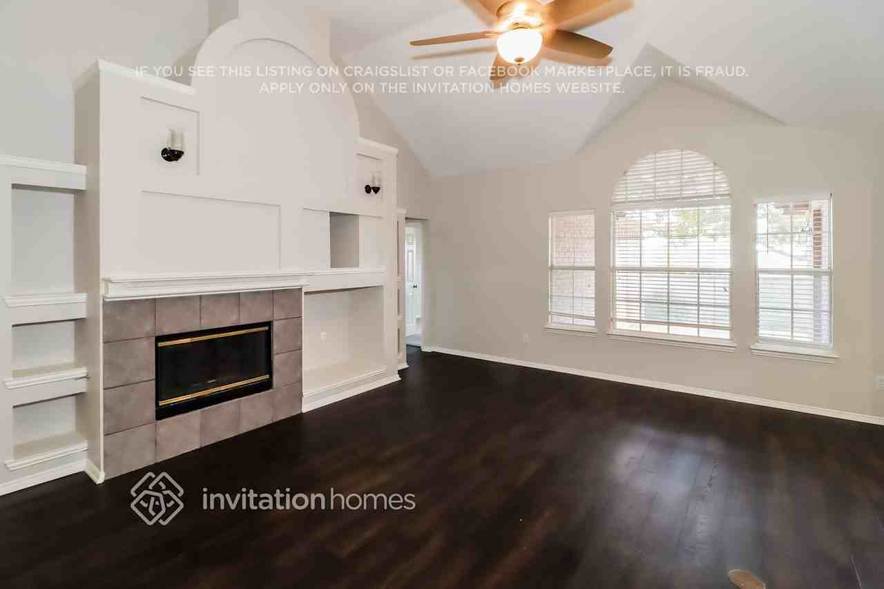 11 Mary Lou Ct - Photo 5 of 16
