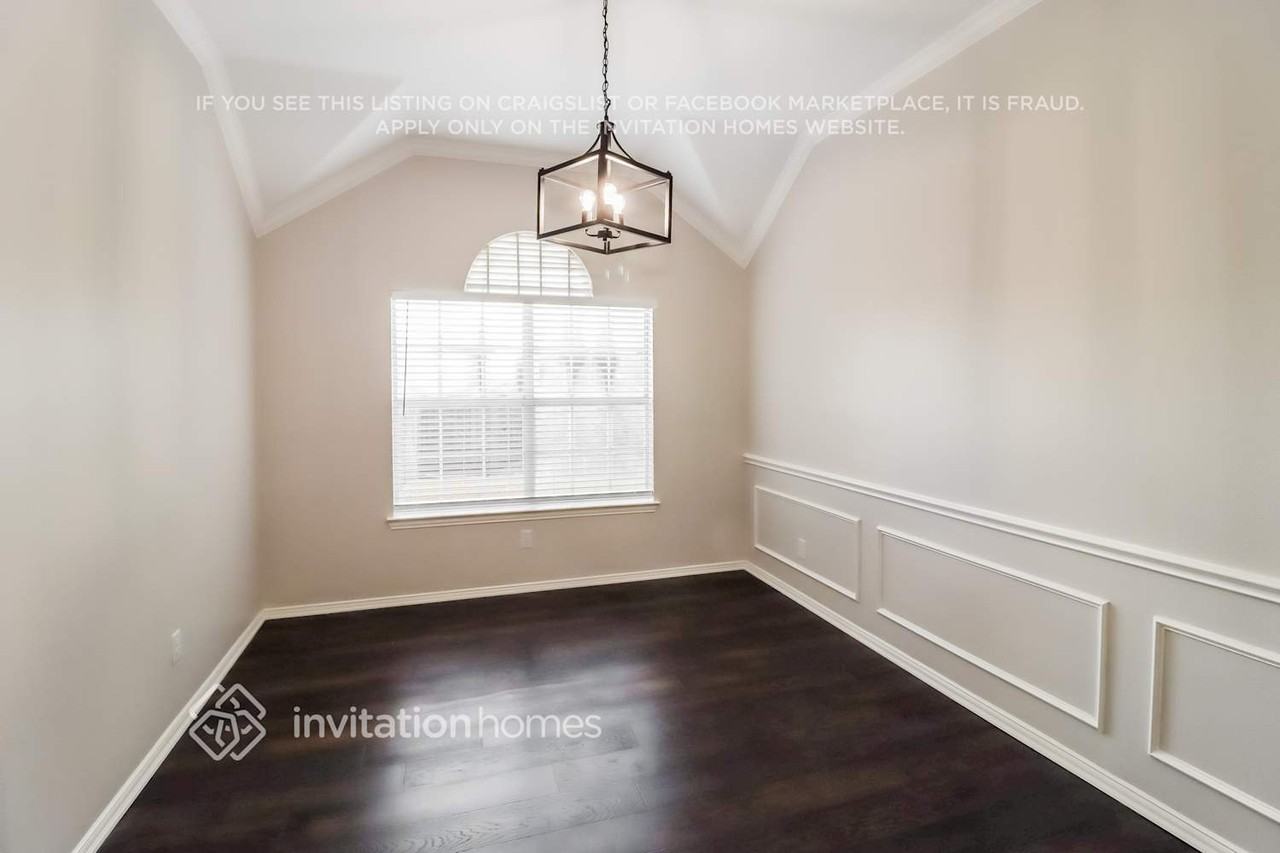 11 Mary Lou Ct - Photo 6 of 16