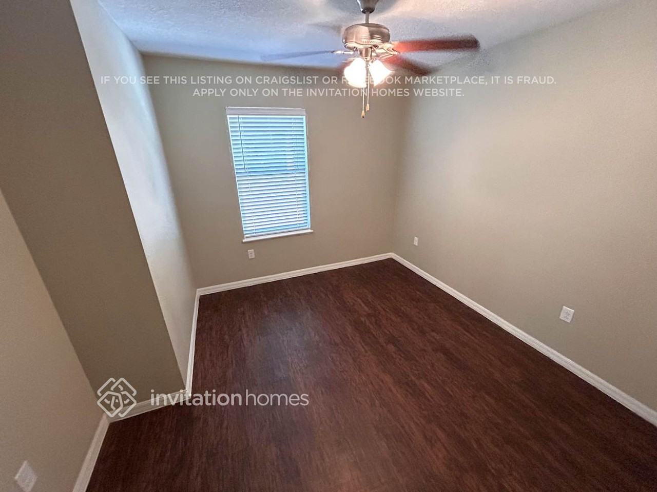 13352 Clarence Ln - Photo 4 of 11