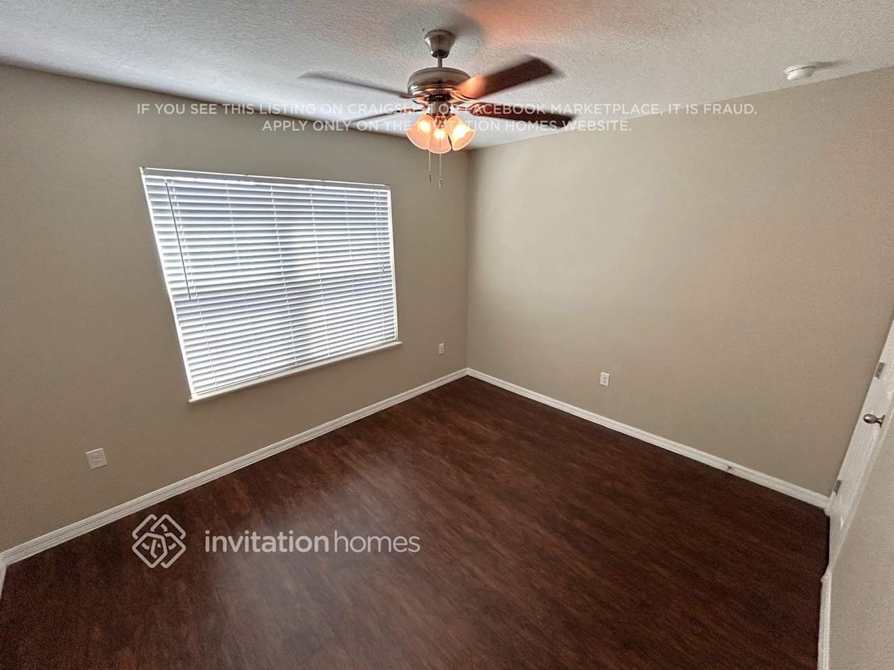 13352 Clarence Ln - Photo 7 of 11