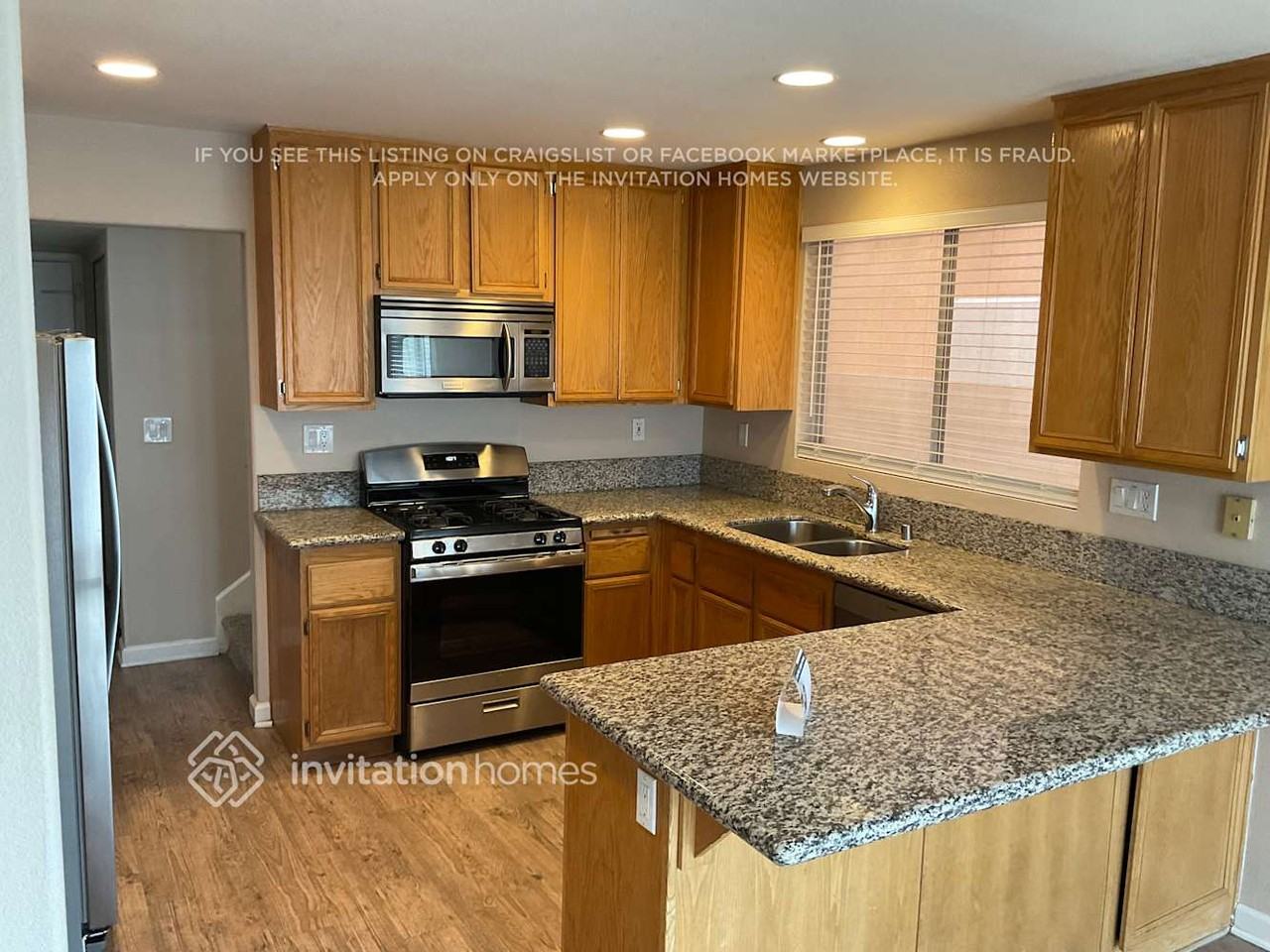 1729 Splinter Rock Way - Photo 4 of 10