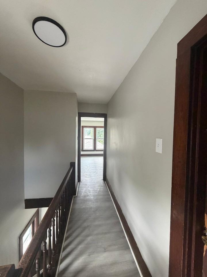 329 W Grant St #1 - Photo 6 of 9