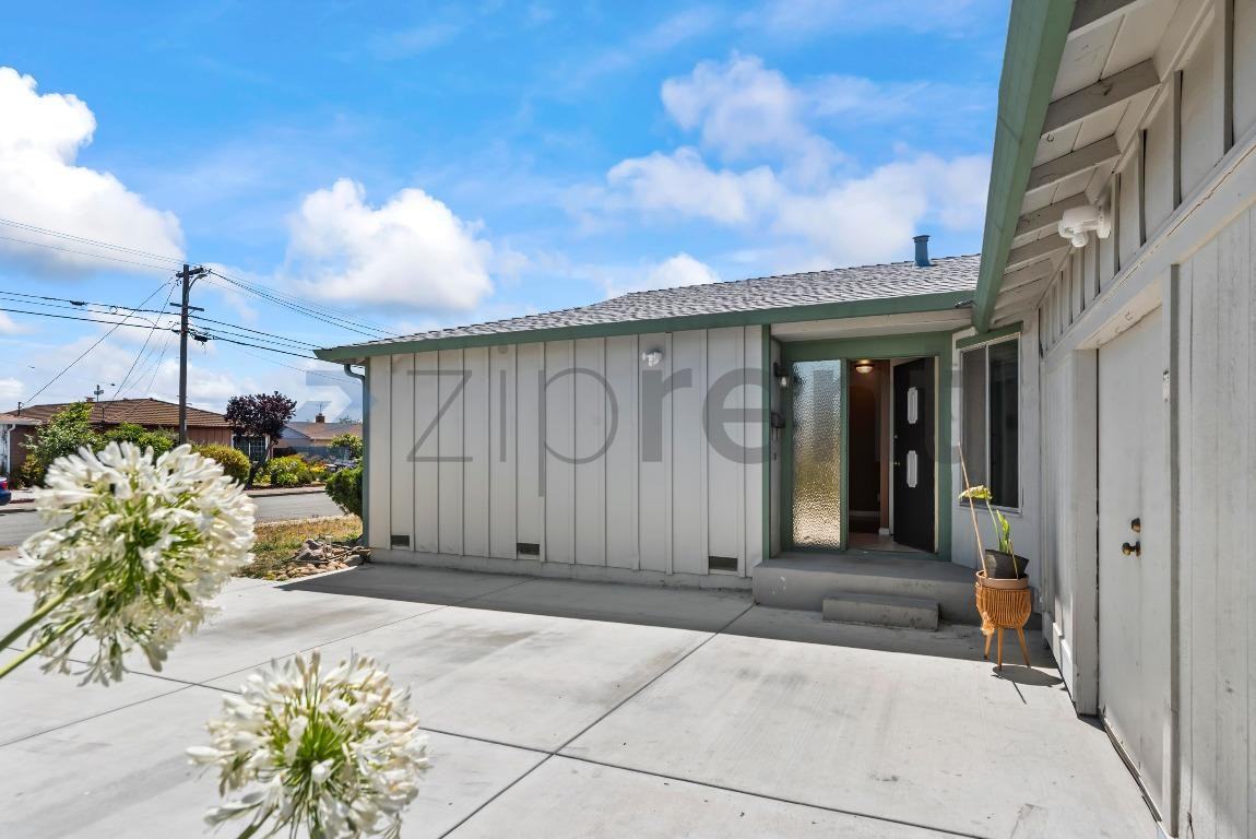 13933 Santiago Rd - Photo 4 of 28