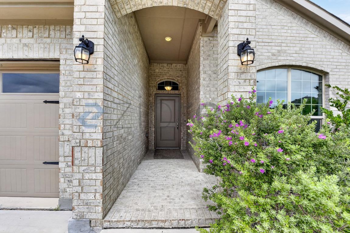 2325 Emerald Springs Dr - Photo 4 of 28