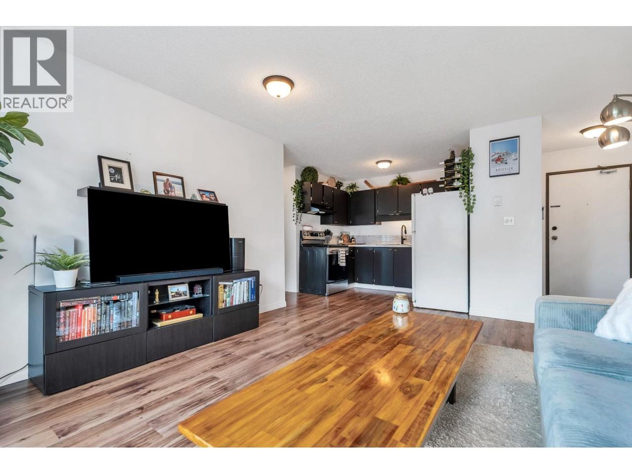 2055 Suffolk Avenue #31* - Photo 6 of 21