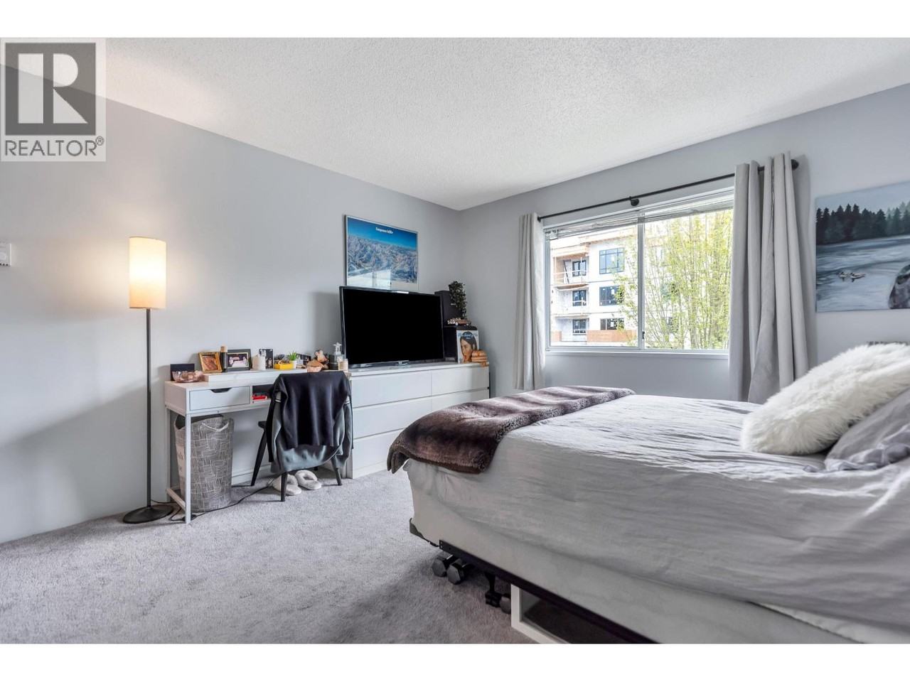 2055 Suffolk Avenue - Photo 15