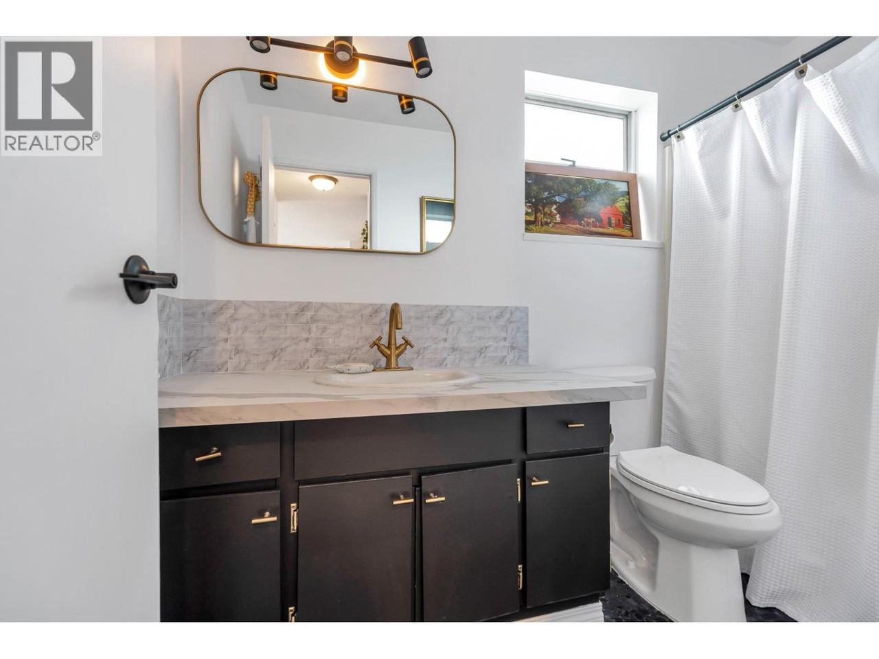 2055 Suffolk Avenue - Photo 19