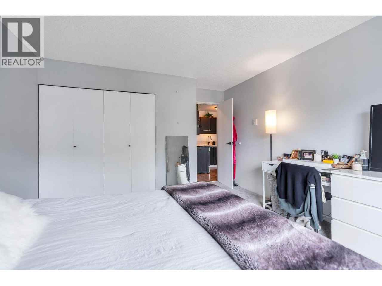 2055 Suffolk Avenue - Photo 17