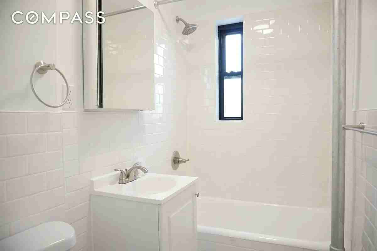34-32 91st Street #E63 - Photo 5 of 7