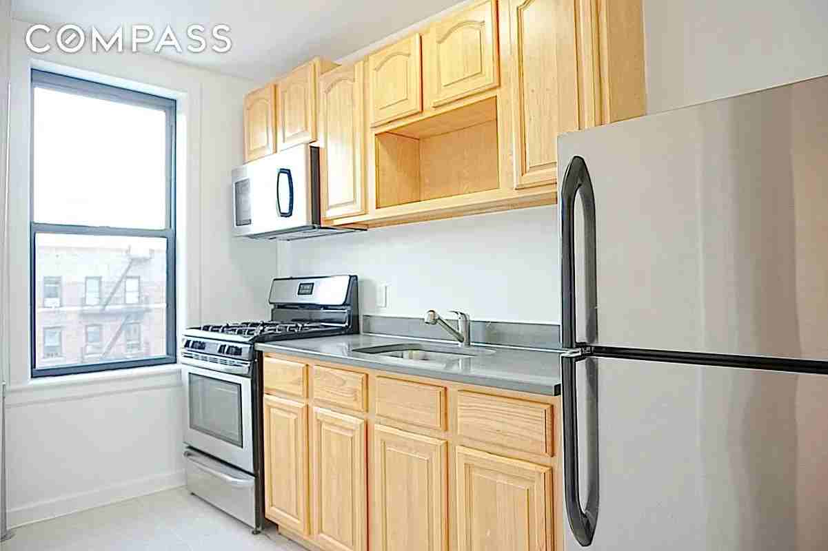 34-32 91st Street #E63 - Photo 4 of 7