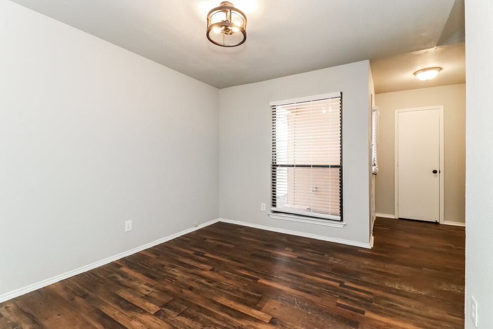 10229 Stoney Bridge Rd - Photo 7 of 19