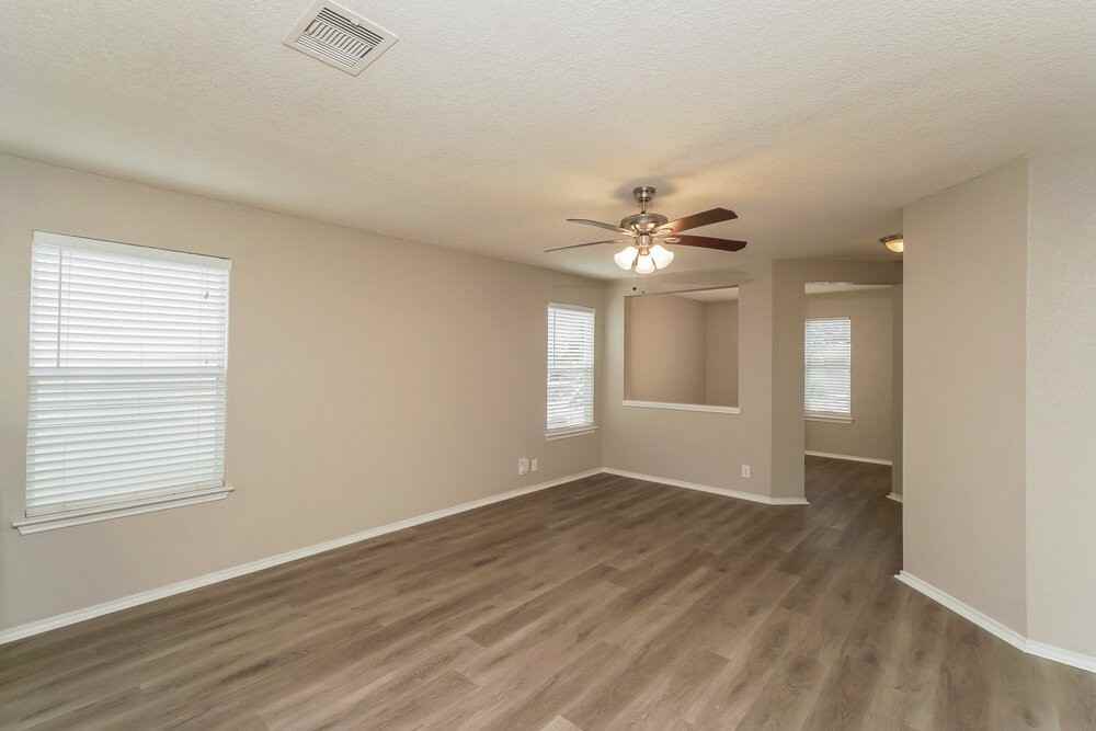 6647 Arbor Farm - Photo 6 of 17