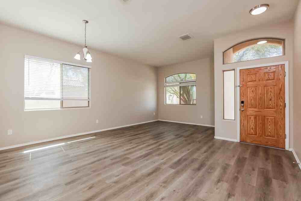 6498 W Castle Pines Way - Photo 4 of 16
