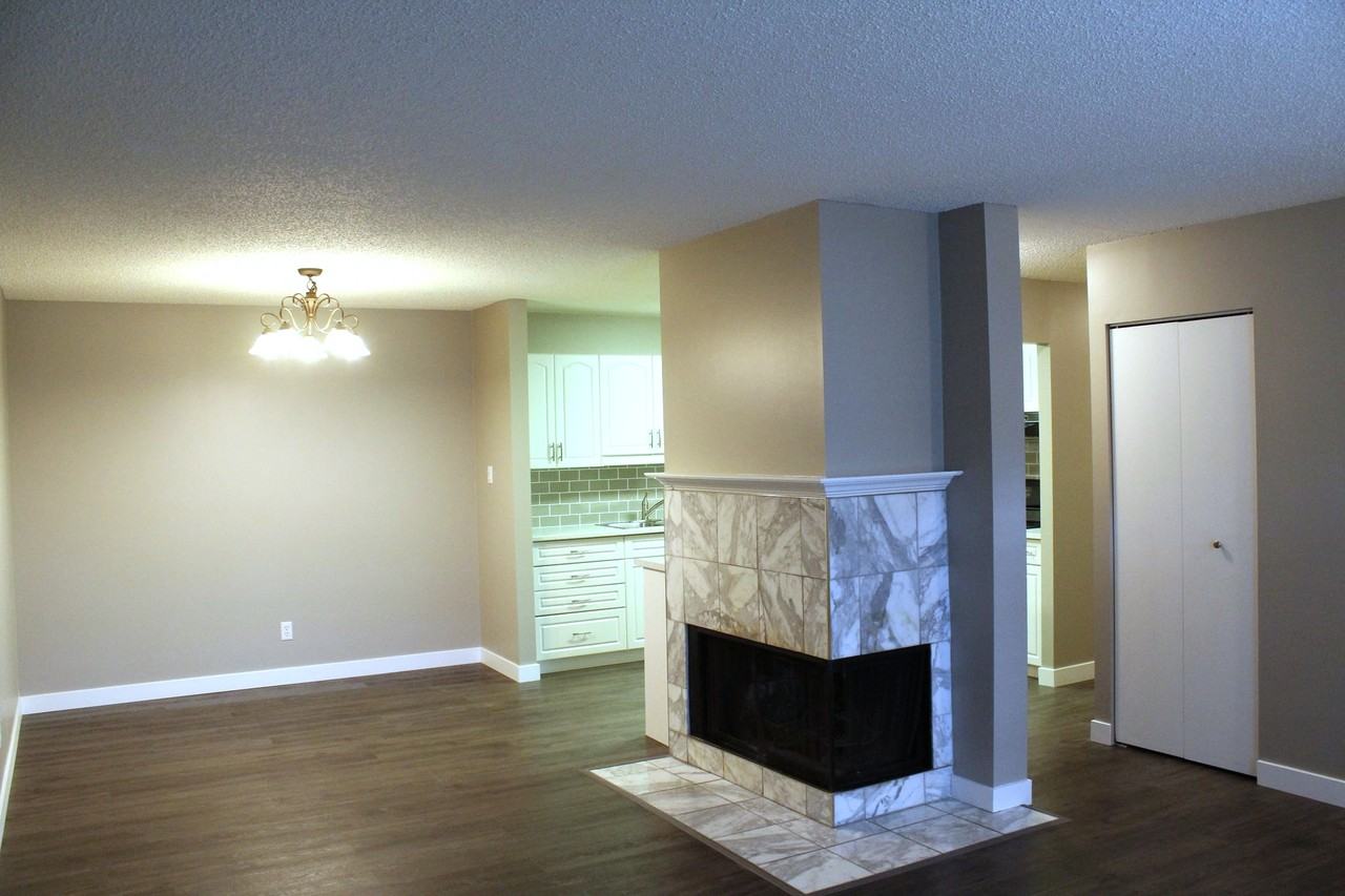 2703 79 St Nw - Photo 5 of 19