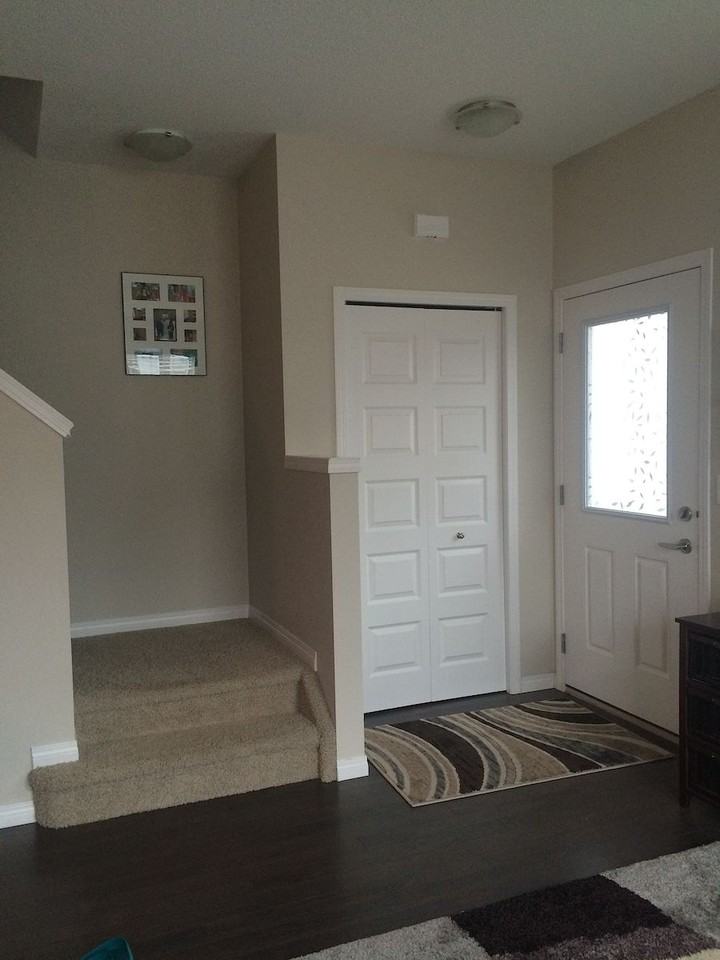 1001 8 Street Northwest - Photo 4 of 12