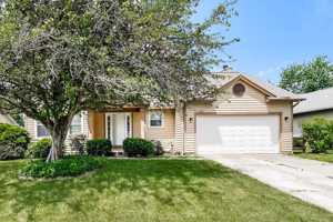 featured image of 1127 Crestview St