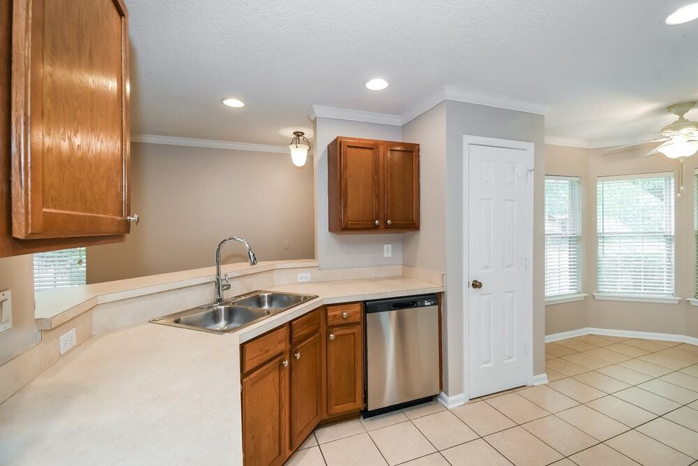 4123 Pebble Brooke Cir - Photo 7 of 16