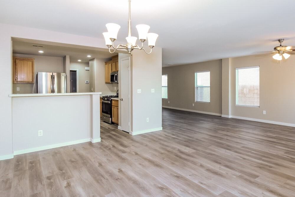 6249 Capehart Falls St - Photo 3 of 14