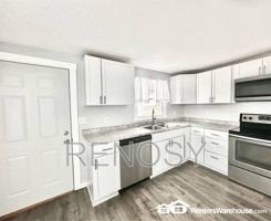 featured image of 105 E 3rd Ave