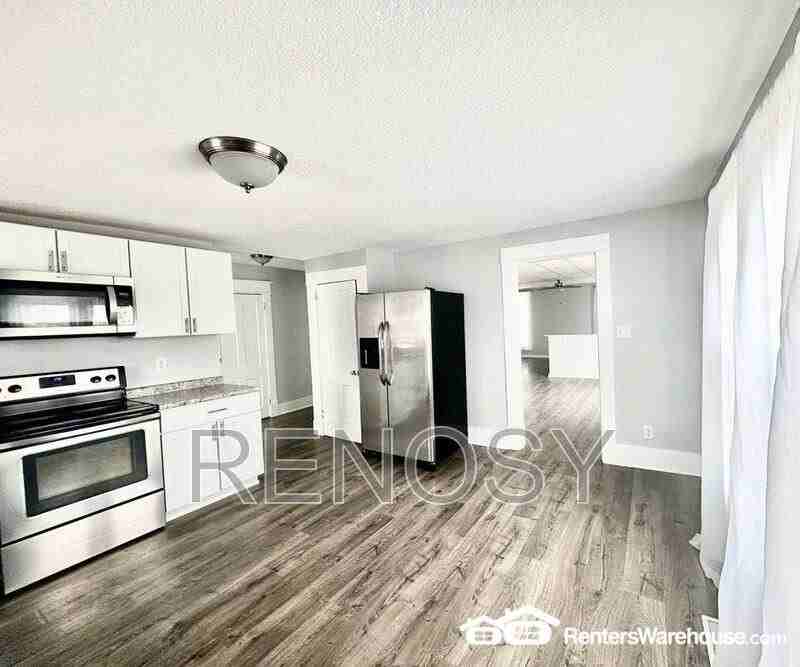 105 E 3rd Ave - Photo 3 of 29