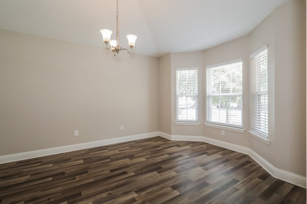 8041 Byrd Landing Ct - Photo 6 of 16