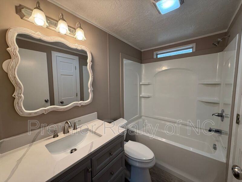 1509 Nc Highwayn - Photo 6 of 11