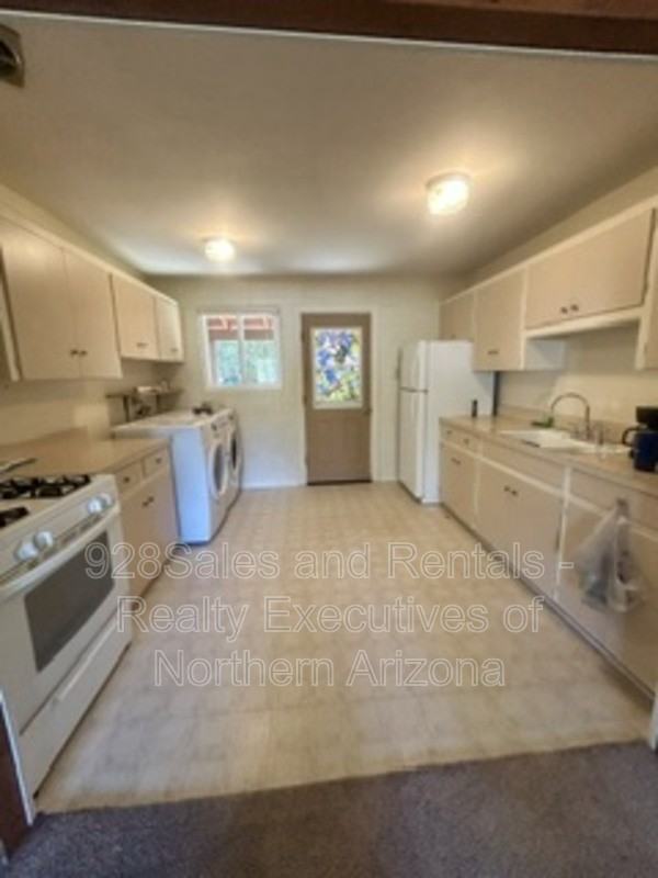 3406 S Pima Dr #1 - Photo 3 of 11