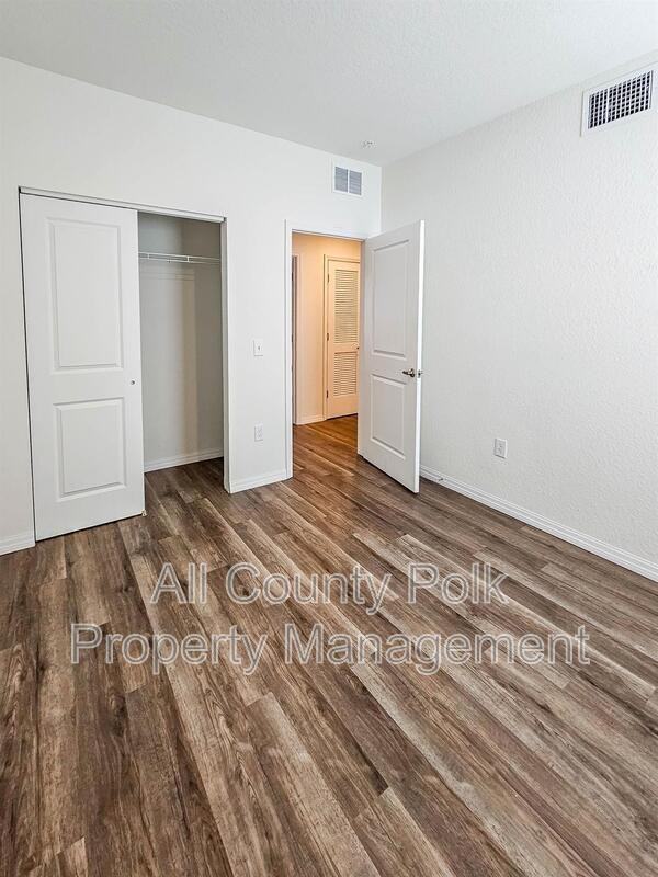 915 Ariana St #35 - Photo 5 of 14