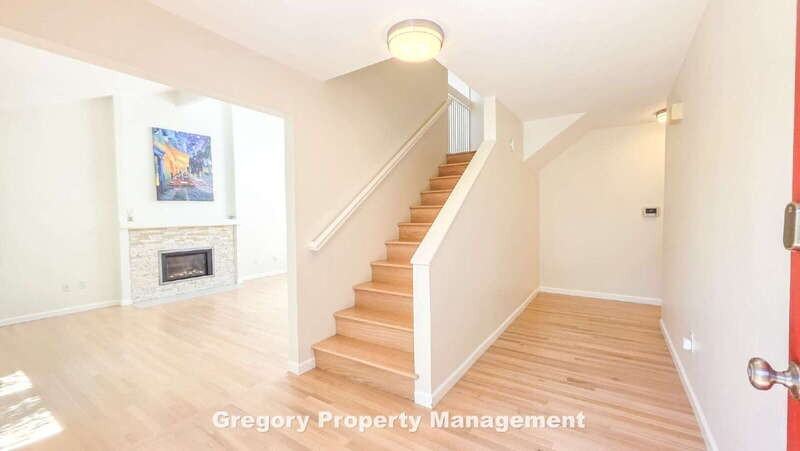 11204 Ne 58th Pl - Photo 3 of 43
