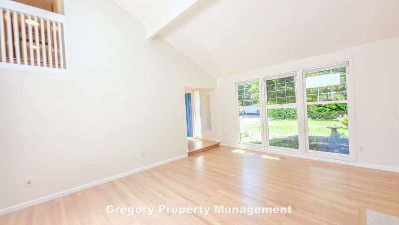 11204 Ne 58th Pl - Photo 6 of 43