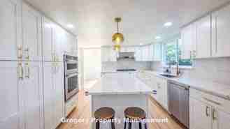 11204 Ne 58th Pl - Photo 1 of 1
