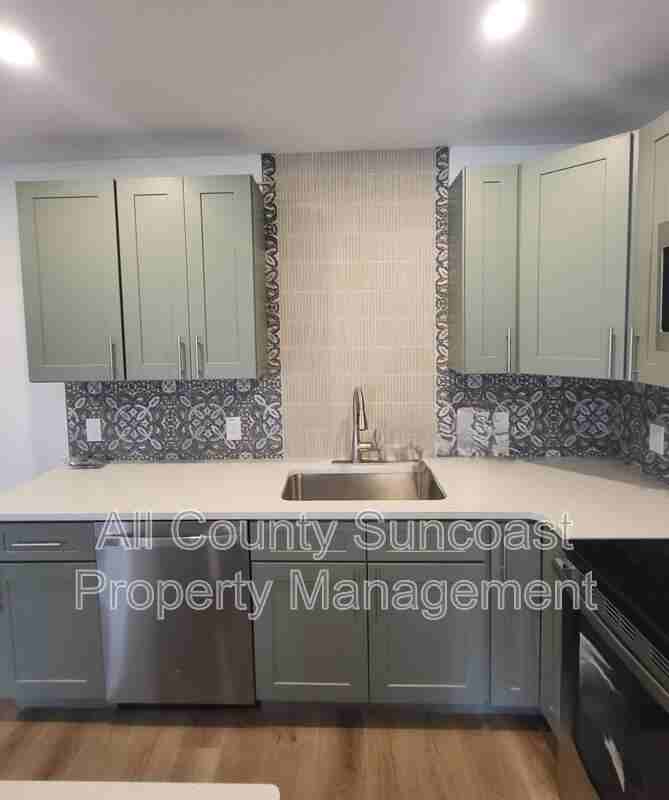 2444 14th Ave S - Photo 4 of 11