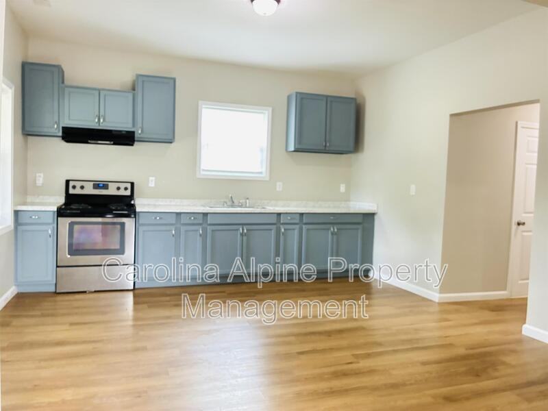 611 S Mountain St #A - Photo 4 of 25