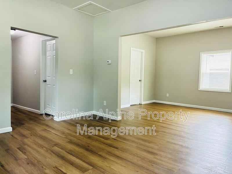 611 S Mountain St #A - Photo 5 of 25