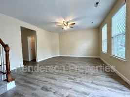 featured image of 125 Charterhouse Ln