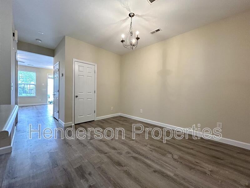 125 Charterhouse Ln - Photo 6 of 20