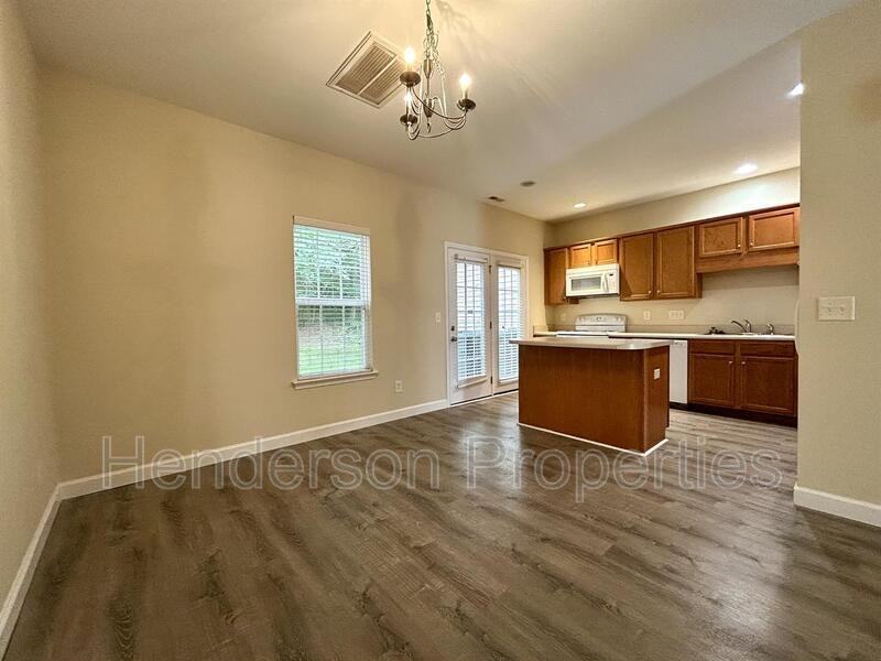 125 Charterhouse Ln - Photo 7 of 20