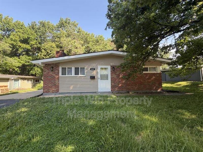 8301 Pepperidge Dr - Photo 2 of 21