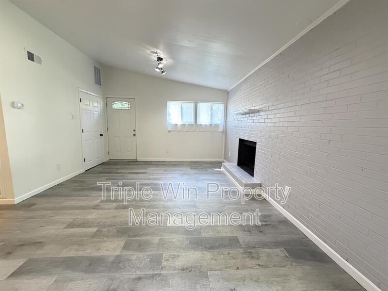 8301 Pepperidge Dr - Photo 5 of 21