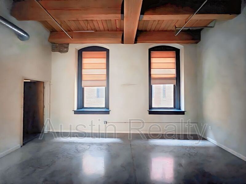 901 Washington Ave #301 - Photo 4 of 12