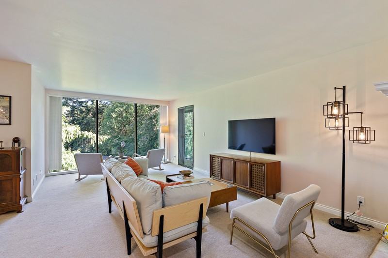 15512 Country Club Dr #B33 - Photo 4 of 23