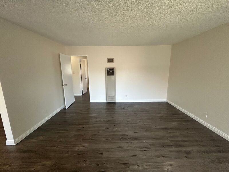 325 N Glendora Ave #3 - Photo 5 of 13