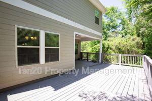 featured image of 7272 Sorrel Dr