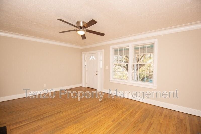 3615 Phelts Dr - Photo 3 of 34