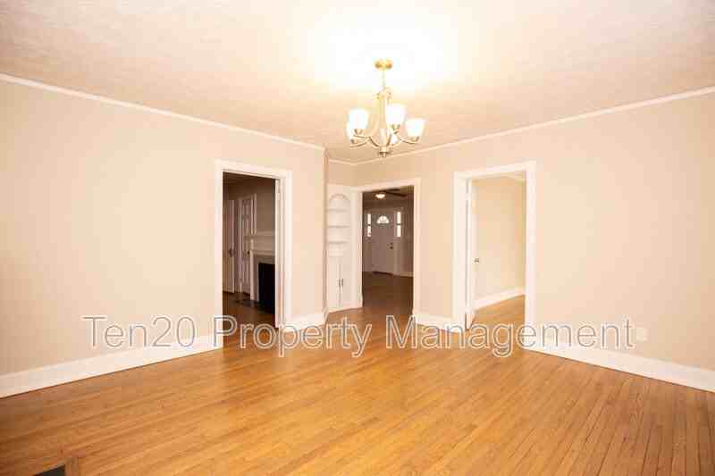 3615 Phelts Dr - Photo 6 of 34