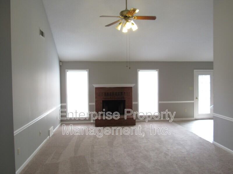 7037 Meadowlands Pl - Photo 4 of 28