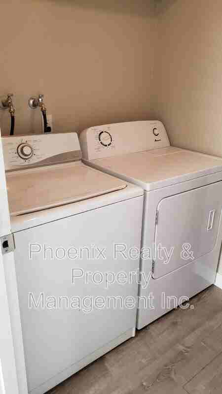1362 Tipperary St - Photo 7 of 16
