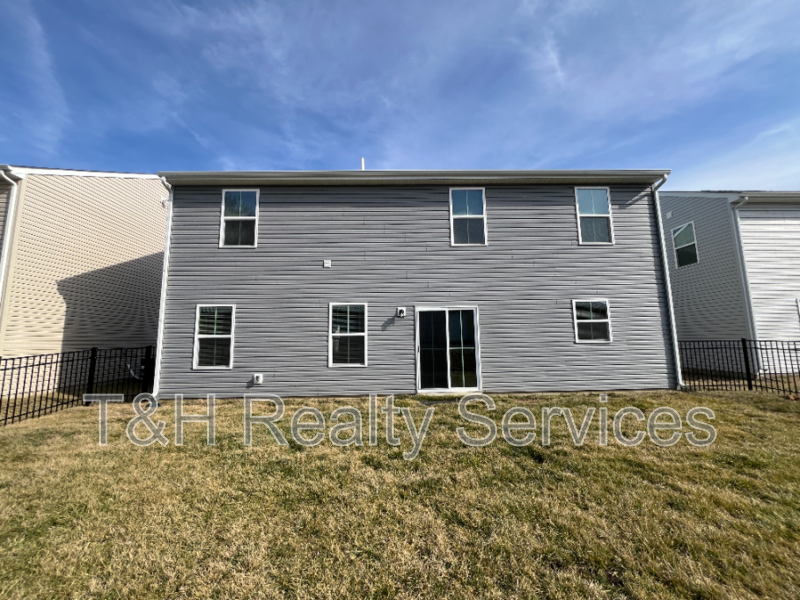 40 N Fairfield Dr - Photo 4 of 42